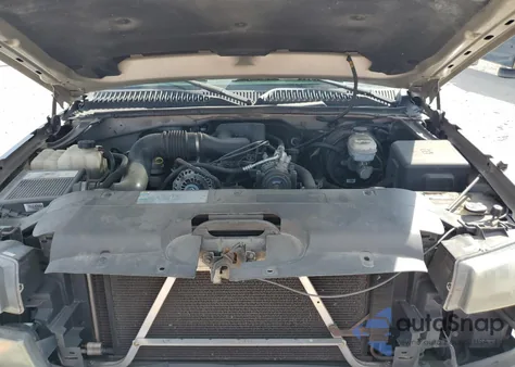 2006 Chevrolet Silverado C1500 из США, поврежденный, VIN 3GCEC14X86G187633